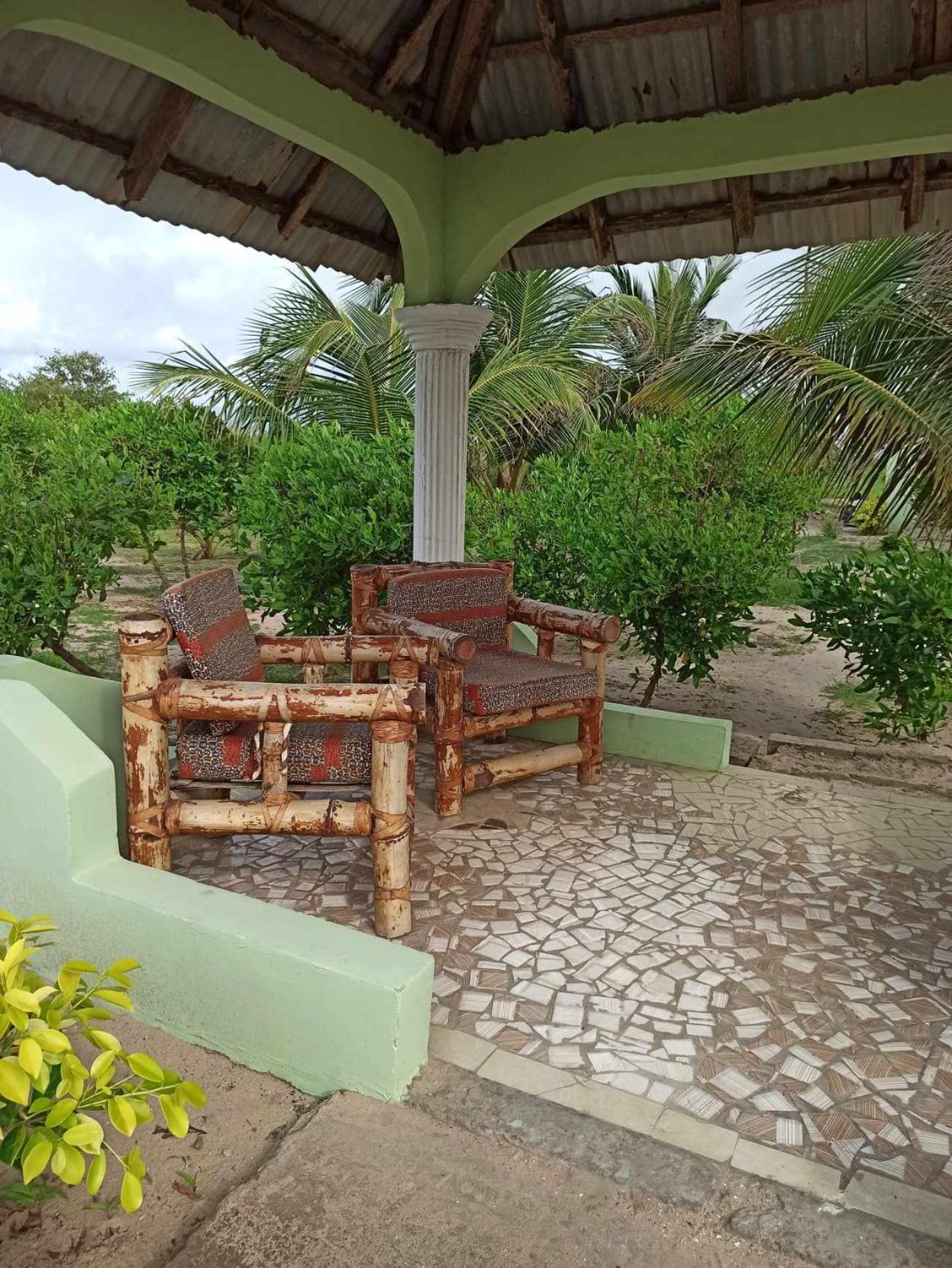 Bosofet Beach And Creek Lodge Sanyang Exterior photo